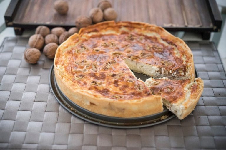Cómo hacer una quiché de queso y nueces que desaparecerá de la mesa en segundos
