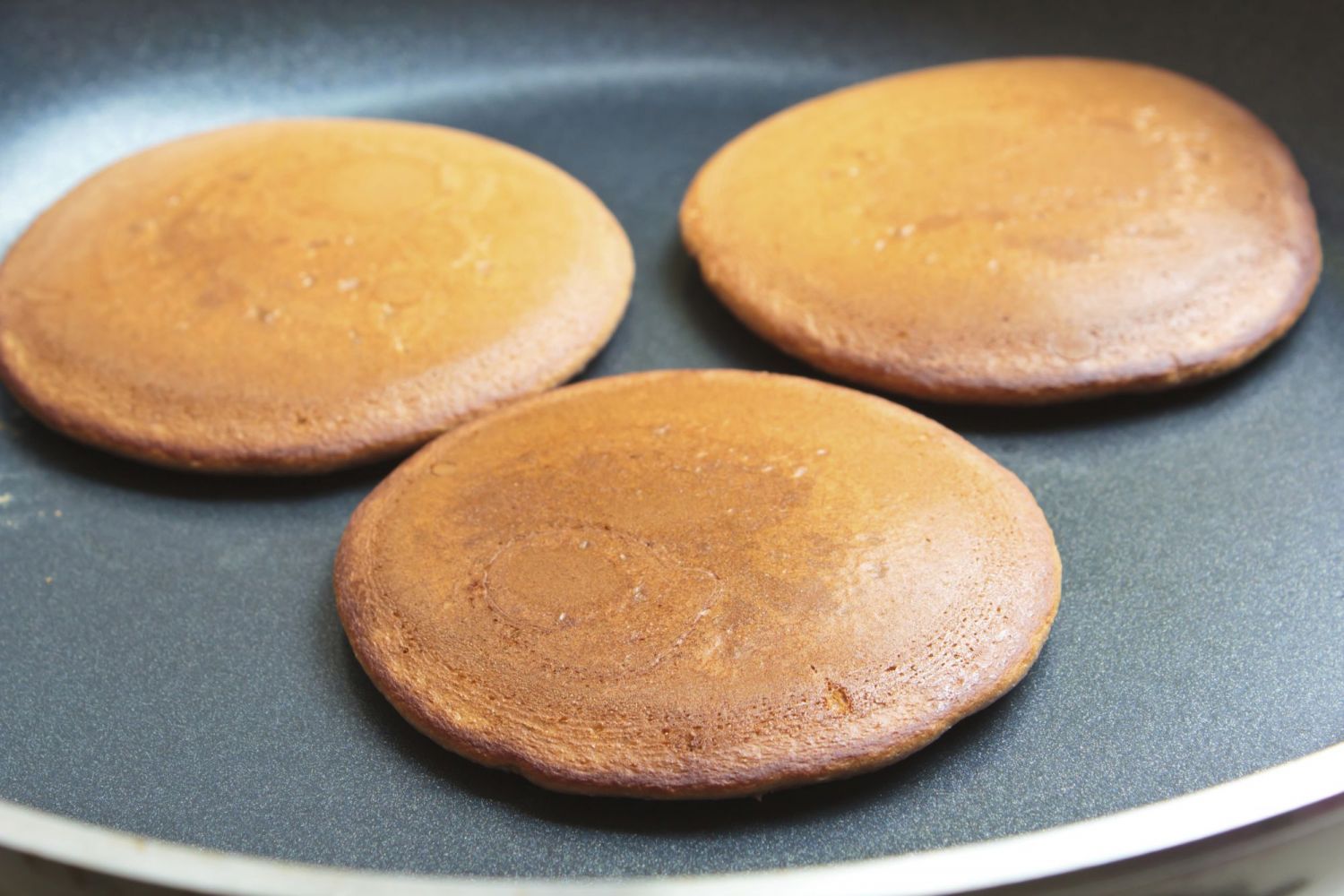 Cómo hacer unas deliciosas tortitas con suero de leche