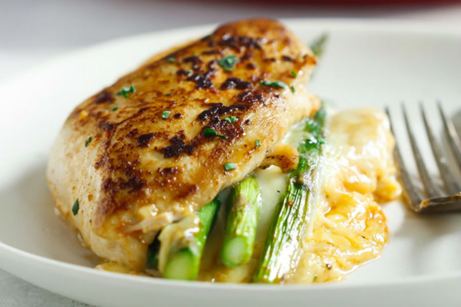 Cómo hacer unos espárragos rellenos de pollo 1 Cómo hacer unos espárragos rellenos de pollo