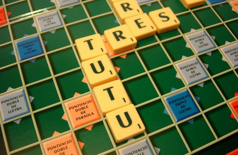 Cómo jugar al Scrabble