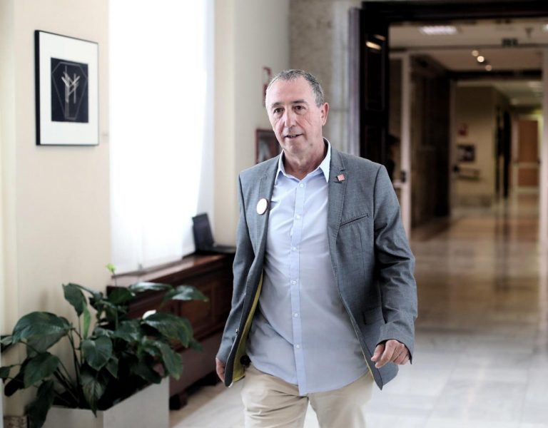 Compromís reta a Iglesias a impulsar la regulación del precio de la luz