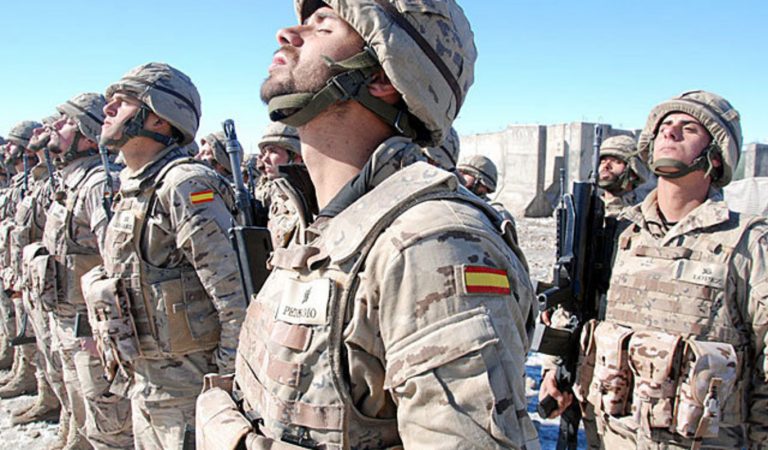 El JEME crea el distintivo para el título de Artificiero del Ejército de Tierra