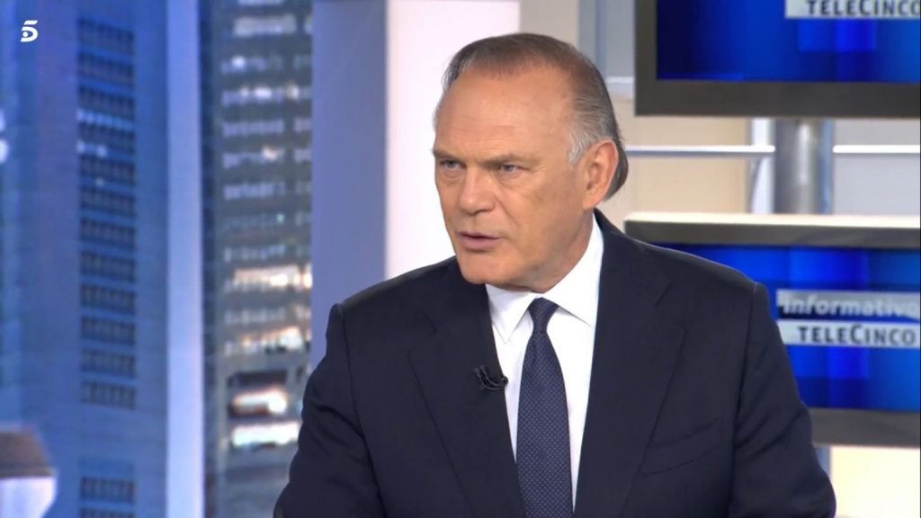 Pedro Piqueras es un santo: lo que tiene que aguantar cada vez que Sálvame le da paso 63 El respeto por la audiencia y la noticia