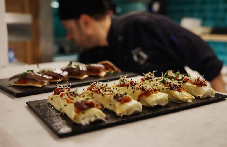Cadaqués, el nuevo templo de la cocina mediterránea a la parrilla