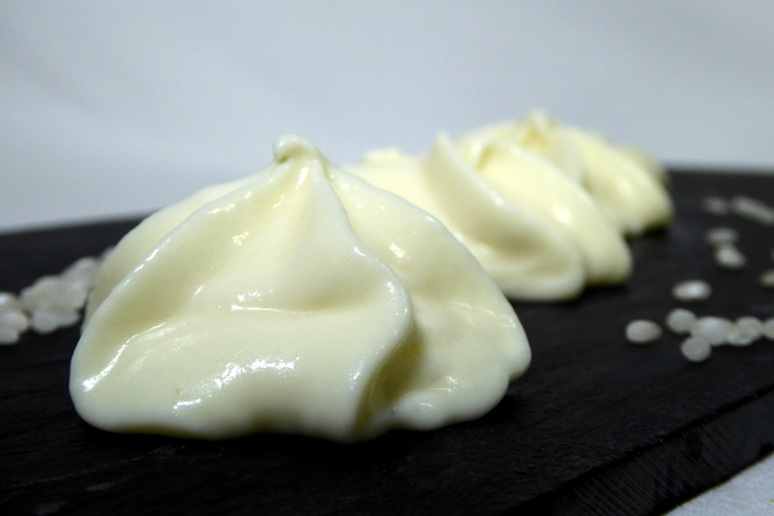 Espuma de arroz con leche: sorprende a tu familia con este postre dulce