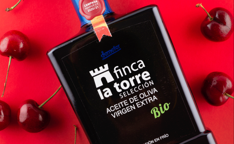 Finca La Torre lanza un AOVE especial para homenajear el amor y la diversidad