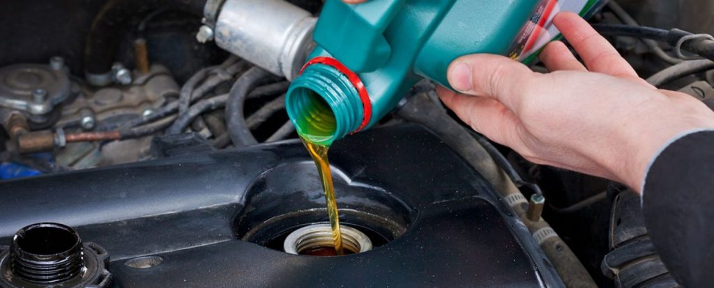 Cómo cambiar el líquido de frenos 1 Importancia de cambiar el líquido de frenos