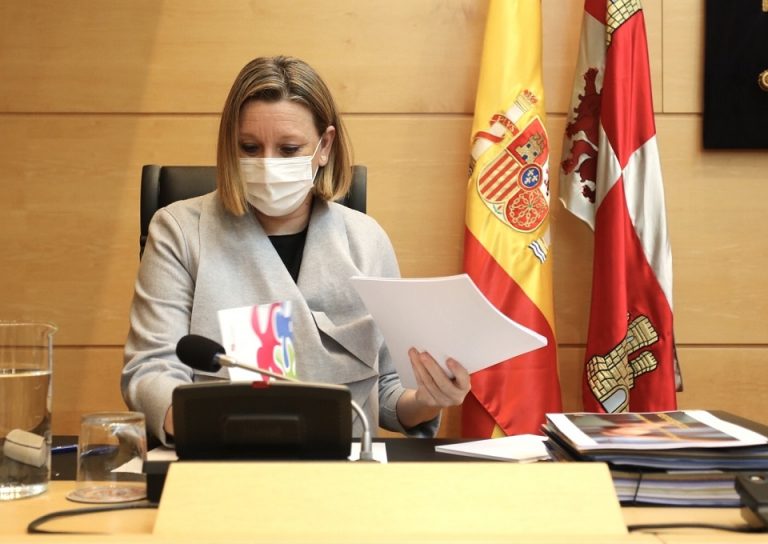 Castilla y León: No se renovarán conciertos en residencias si se ha vacunado a quien no se debía