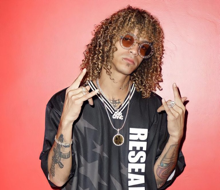 Jon Z triunfa con 'NKB (Natti, Karol, Becky) remix' con varios artistas