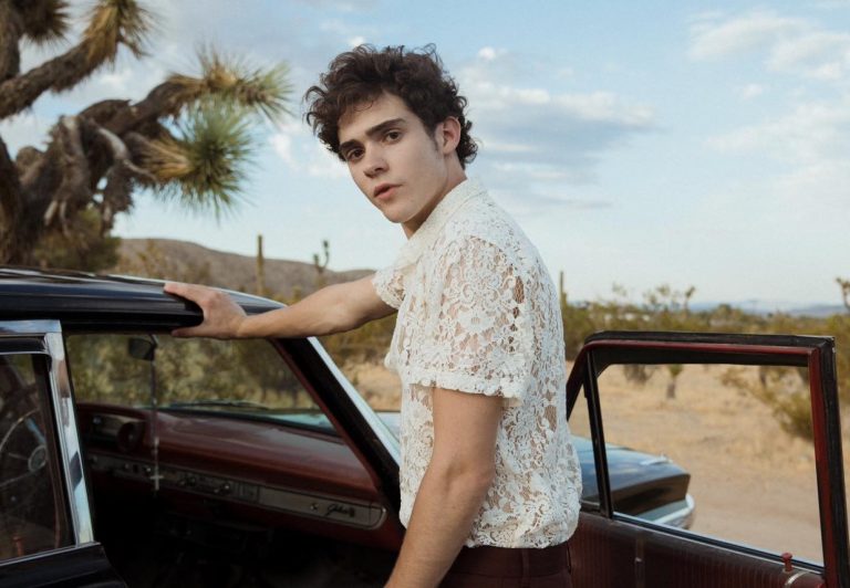 Joshua Bassett presenta 'Lie Lie Lie'