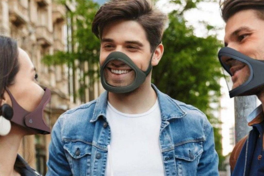 La mascarilla transparente