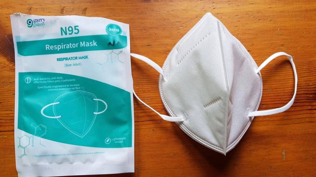 LikeLove. Self Suction Filter Type Anti Particle Respirator coronavirus mascarilla