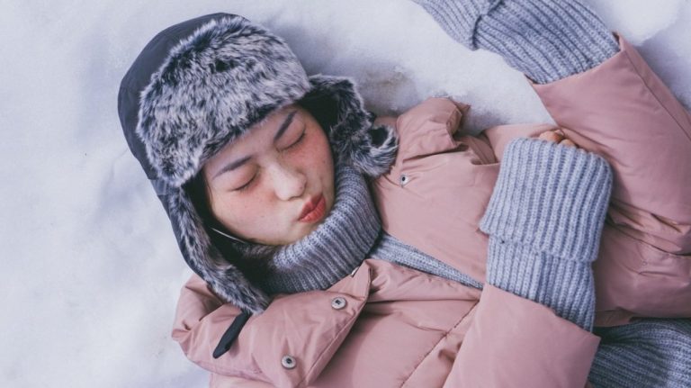 Los trucos para dormir sin pasar frío aunque no tengas la calefacción puesta