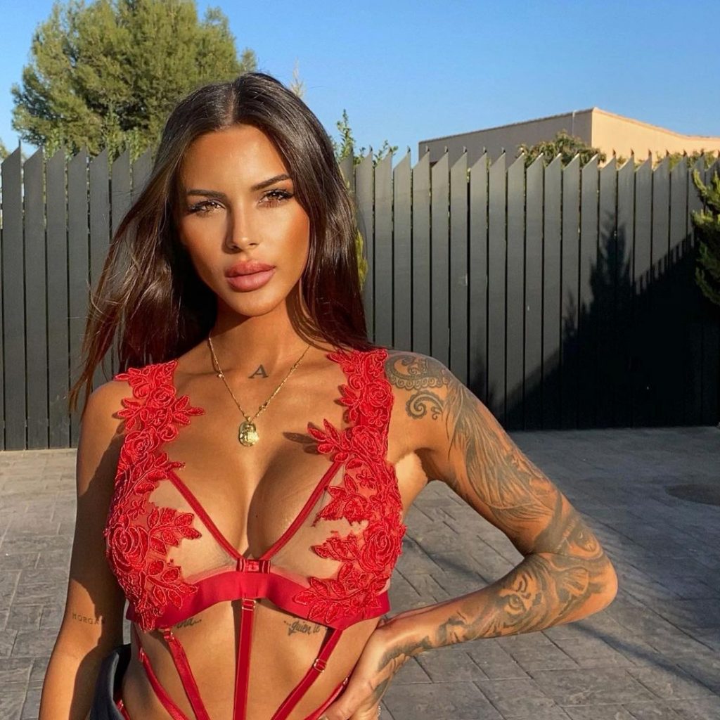 MYHYV: el impresionante cambio físico de Alba, la prima de Iker Casillas ¡está irreconocible! 23 alba casillas