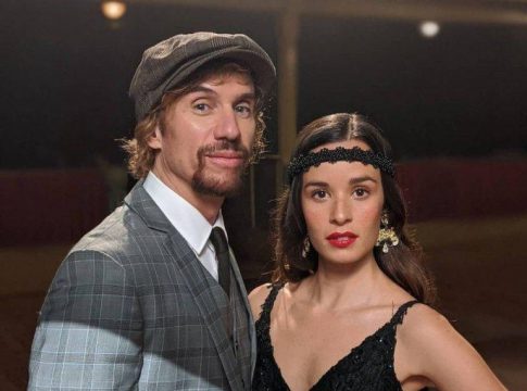 Macaco Lenguas de Signos Monsieur Periné (2) Macaco Lenguas de Signos Monsieur Periné