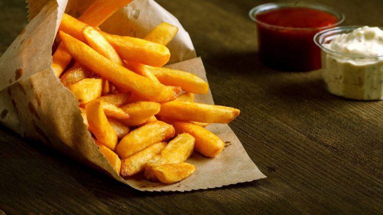 Patatas fritas crocantes: el truco para que salgan estupendas