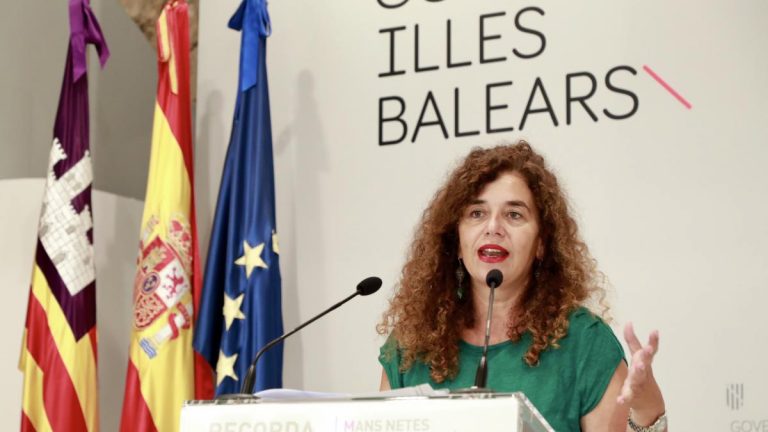 Baleares decreta la restricción de entradas y salidas en Ibiza