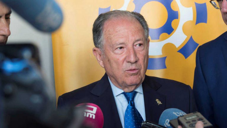 Sanz Roldán niega amenazas a Corinna