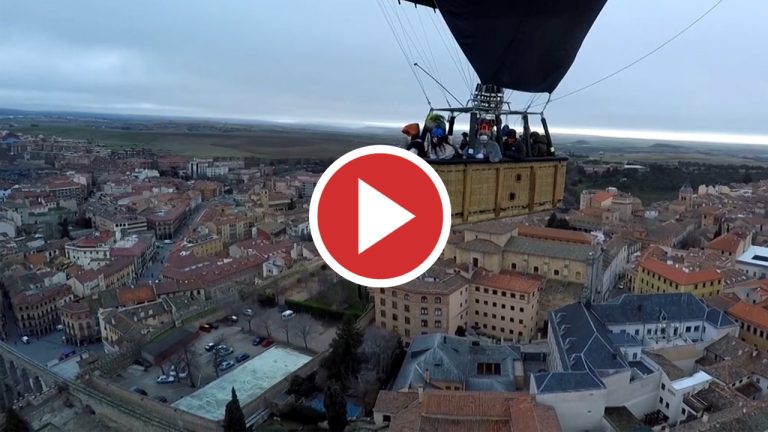 Los Reyes Magos llegan en globo a Segovia