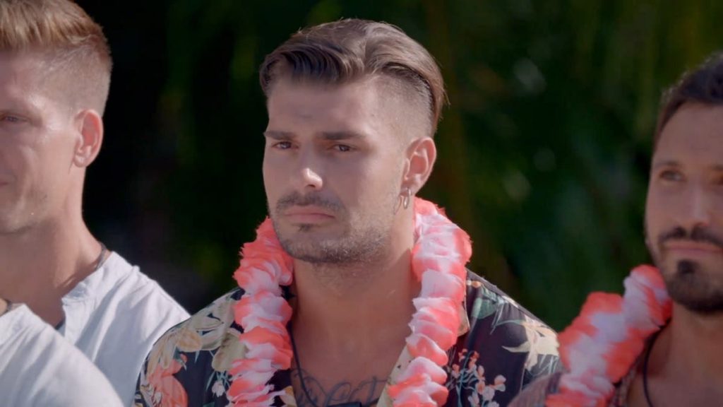 La isla de las tentaciones 3: así empezaron Diego y Lola en MYHYV a fraguar su... ¿amor? 59 La isla de las tentaciones 3: así empezaron Diego y Lola en MYHYV a fraguar su... ¿amor?