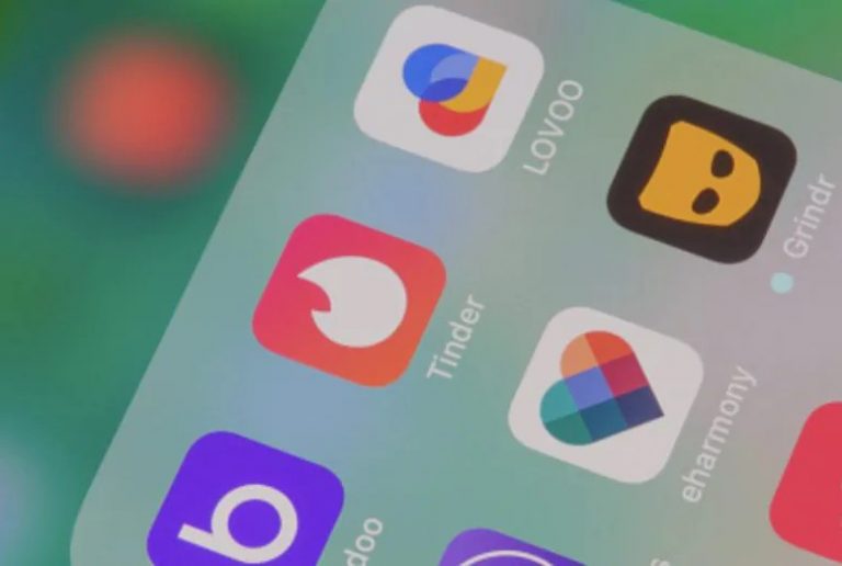 Un juez de Madrid investiga un caso de 'estafa del amor' a una mujer contactada por Tinder