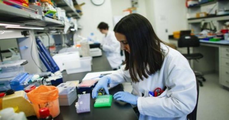 El problema en tu boca y otros síntomas poco conocidos de la Covid-19 actual