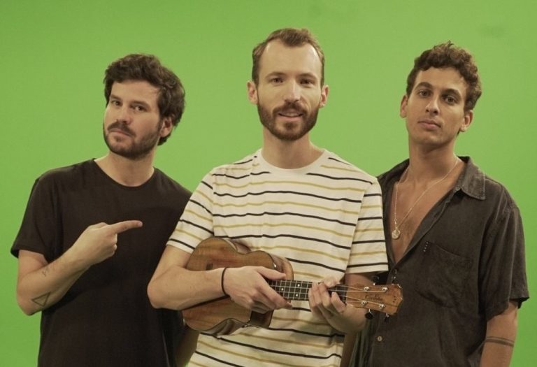 Taburete y Jósean Log en 'Calçots & Mangos'