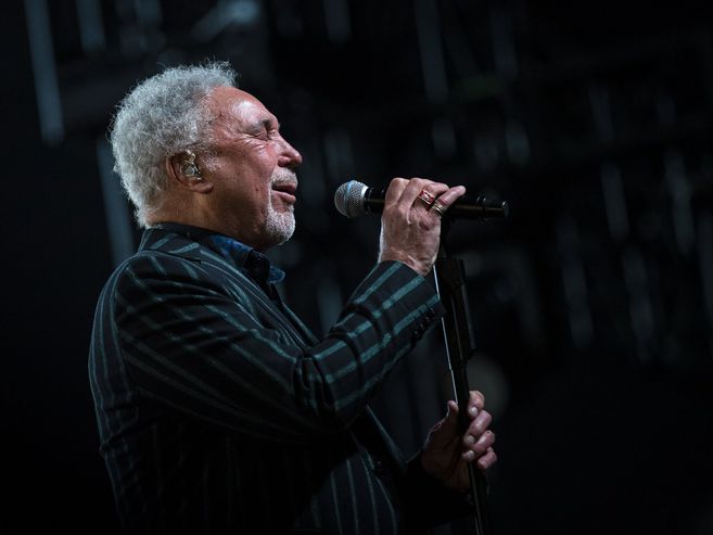 Tom Jones Talking reality televisión blues