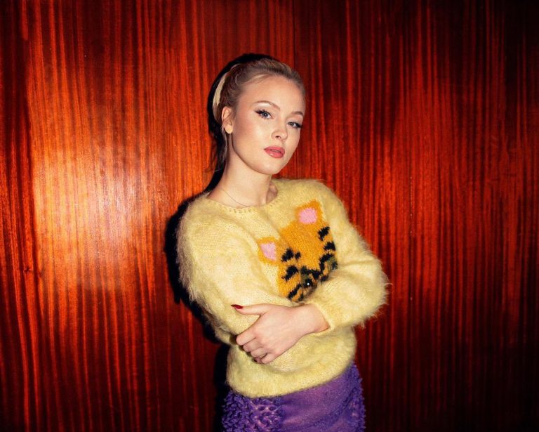 Zara Larsson y 'Talk About Love', nuevo single