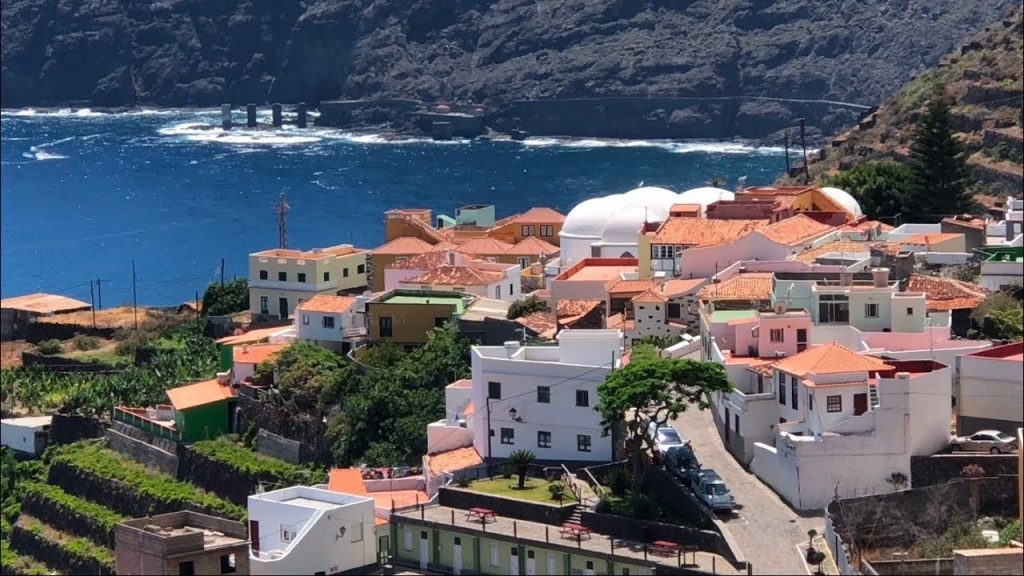 Pocos miradores al océano habrá tan bonitos como en Agulo