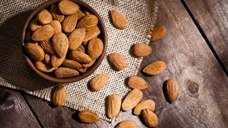 Unión de Uniones pide poner en valor a la almendra española