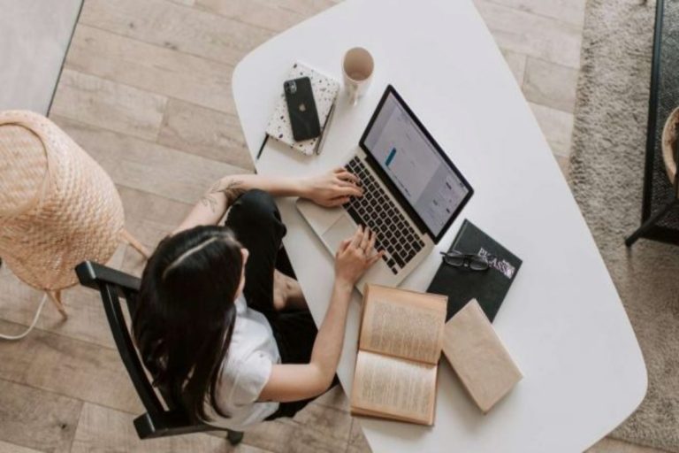 Cómo apuntarse al paro por internet