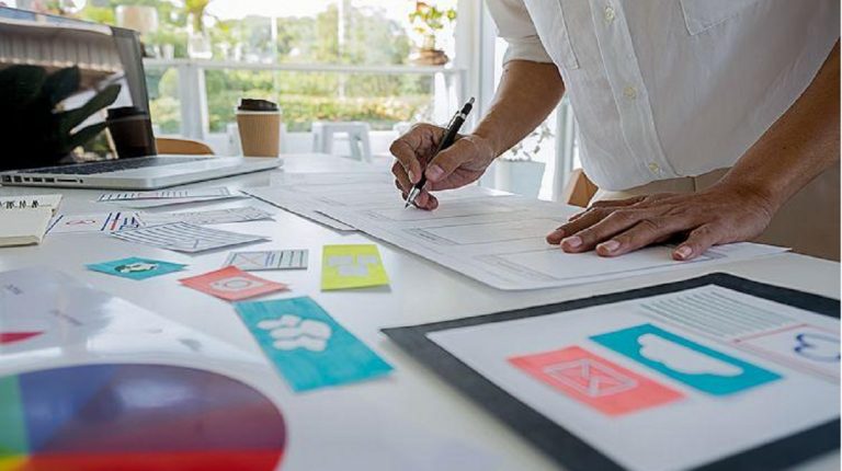 Cómo hacer un diseño de página web que enamore a tus clientes