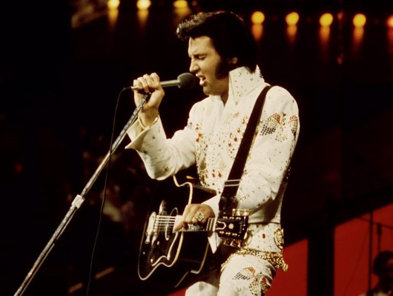 Elvis Presley: la intensa, desmadrada y corta vida del Rey
