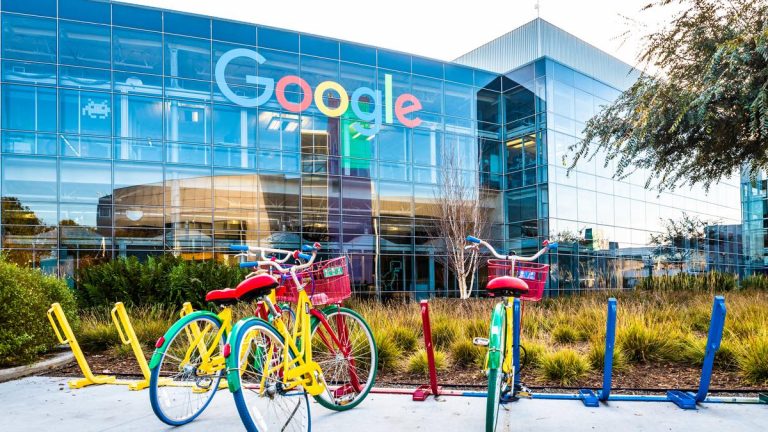 Google completa la adquisición de Fitbit por 1.728 millones