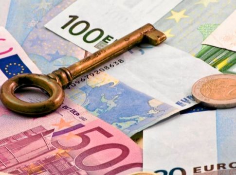 hipoteca La firma de hipotecas sobre viviendas modera su caída hasta el 2,4%