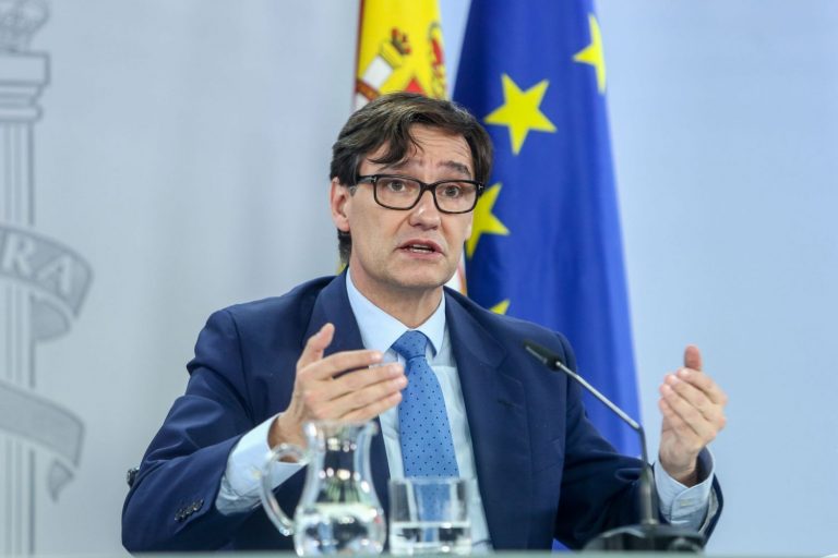 Illa deja Sanidad para centrarse en las catalanas