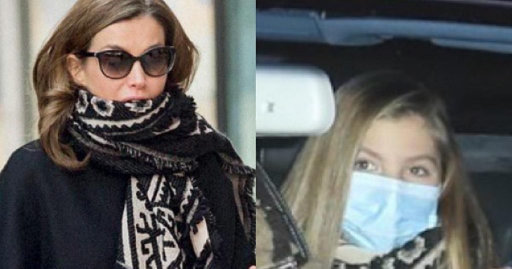 ¡Le roban! Las veces que Leonor y Sofía han llevado ropa de Letizia 81 ¡Le roban! Las veces que Leonor y Sofía han llevado ropa de Letizia