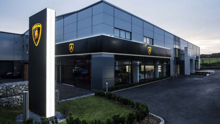 Lamborghini vende un 9% menos en 2020
