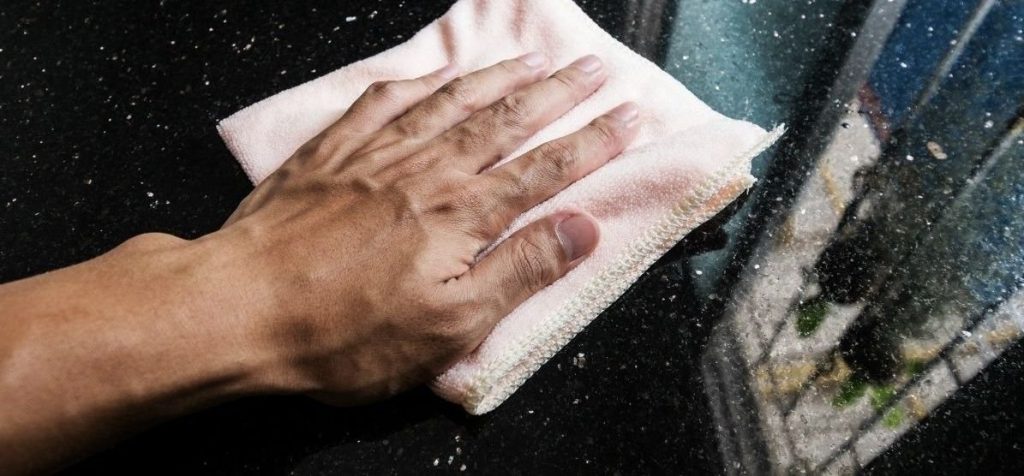 Cómo quitar el hielo del parabrisas