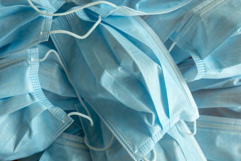 Más de 45.000 escolares de Murcia estrenarán mascarillas reutilizables