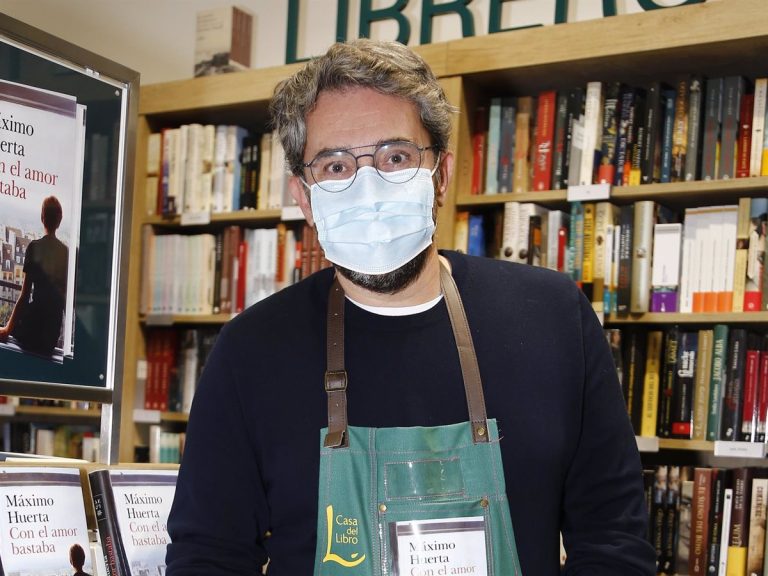 El televisivo exministro Máxim Huerta cumple 50 años