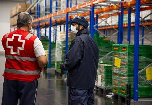 personas vulnerables Las empresas, obligadas a prestar apoyo a consumidores vulnerables cuando firmen un contrato