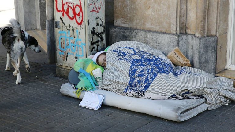 El 22% de los sin techo en Barcelona han llegado a la calle en pandemia