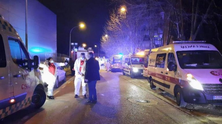 Once personas trasladadas al hospital tras un incendio en una residencia de Soria