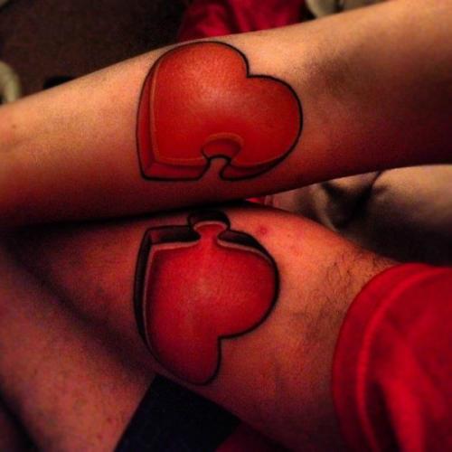 10 tatuajes románticos para parejas enamoradas