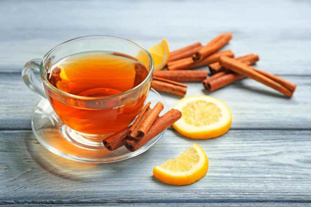Té con canela y limón 