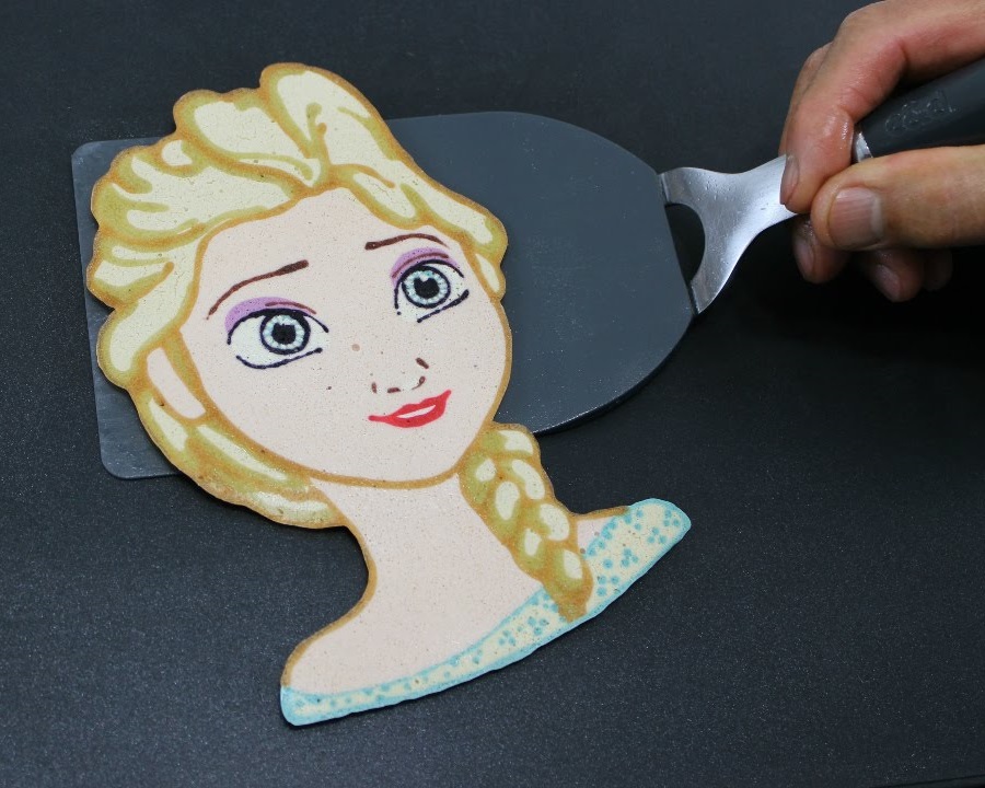 Cómo hacer unas tortitas con la forma de tus personajes favoritos 1 Pasos para realizar a Elsa de Frozen