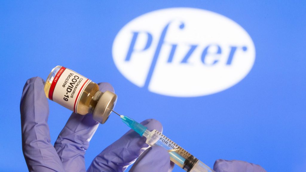 Pfizer, Moderna, AstraZeneca... estas son las vacunas Covid que te pueden poner (y las que van a salir en breve)