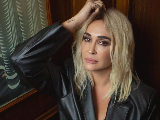 Vicky Martín Berrocal se pasa al rubio platino y nos deja 'en shock' 1 vicky martin berrocal rubia platino 1